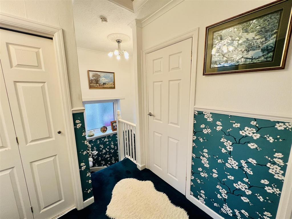 1 st floor   landing