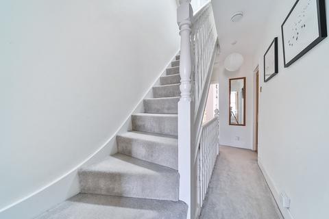17 Wrotham Road, Barnet, EN5 4LE