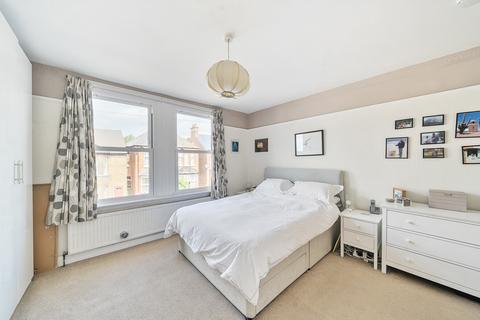 17 Wrotham Road, Barnet, EN5 4LE