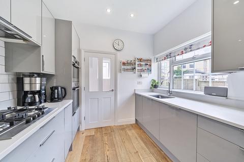17 Wrotham Road, Barnet, EN5 4LE