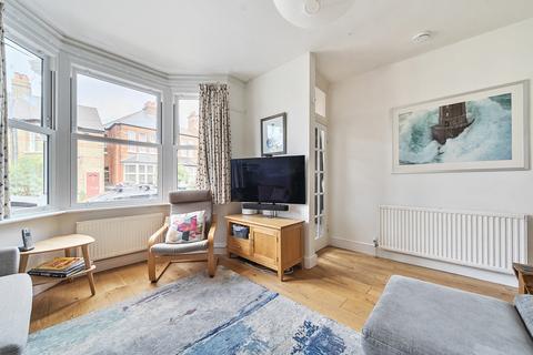 17 Wrotham Road, Barnet, EN5 4LE