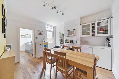 17 Wrotham Road, Barnet, EN5 4LE
