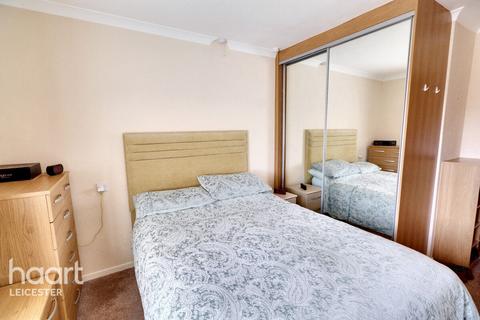 undefined, Fern Close, Leicester