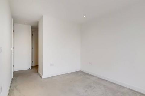 2 bedroom flat to rent, High Street, Hornsey, London, N8