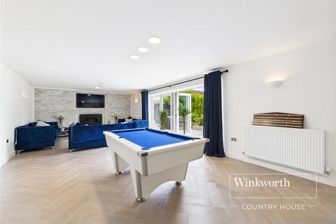 68 Victoria Road, Mortimer Common, Reading, RG7 3SG