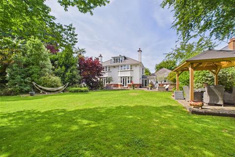 12 Alyth Road, Bournemouth, BH3 7DF
