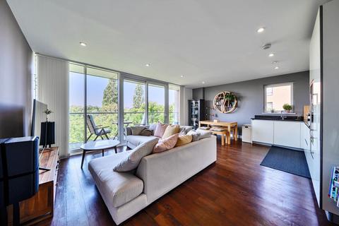 undefined, Dowding Drive, London, SE9
