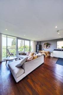 undefined, Dowding Drive, London, SE9
