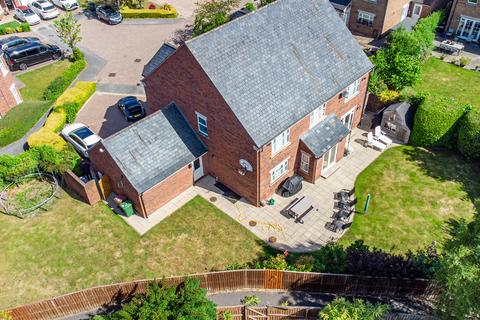 5 bedroom detached house for sale, Leeds LS16