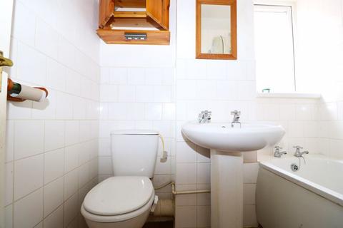 2 bedroom flat for sale, Longacres, Cannock