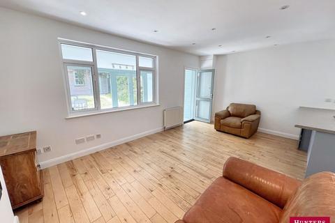 undefined, Derwent Avenue, East Barnet