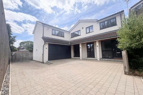 6 Beech Close, Hackleton, Northampton, NN7 2BP