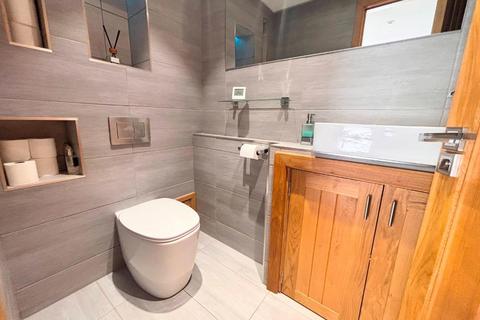 6 Beech Close, Hackleton, Northampton, NN7 2BP