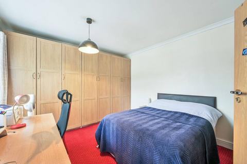 undefined, Hoop Lane, Golders Green, London, NW11