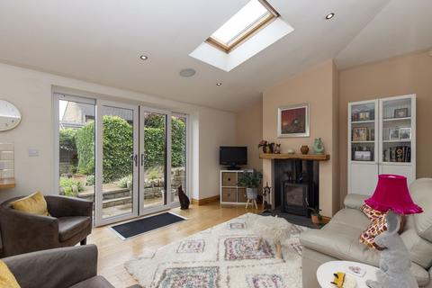 51 Bentley Mount, Sowerby Bridge, HX6 2SQ