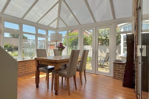 4 bedroom detached house for sale, Haywards Close, Wantage