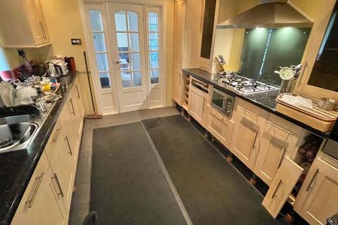 2 bedroom detached bungalow for sale, Blenheim Way, Great Barr, Birmingham, B44 8LF