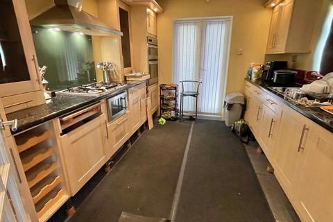 2 bedroom detached bungalow for sale, Blenheim Way, Great Barr, Birmingham, B44 8LF