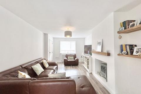 4 bedroom semi-detached house for sale, Penmaen Road, Conwy