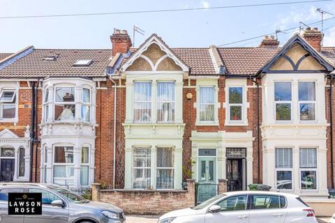 3 bedroom terraced house for sale, Devonshire Avenue, Southsea