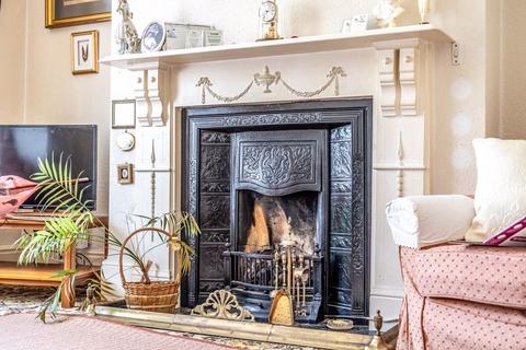 3 bedroom terraced house for sale, Devonshire Avenue, Southsea