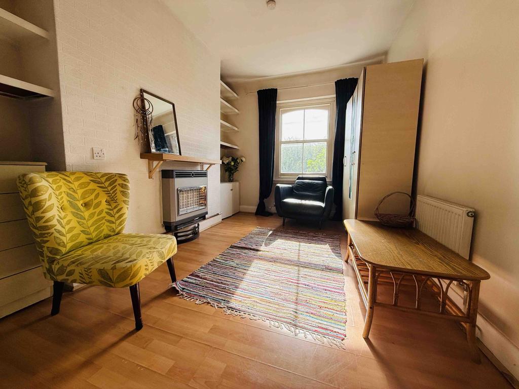 1 bedroom flat
