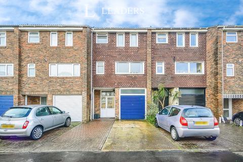 3 bedroom terraced house to rent, Newhaven Street, Brighton, BN2