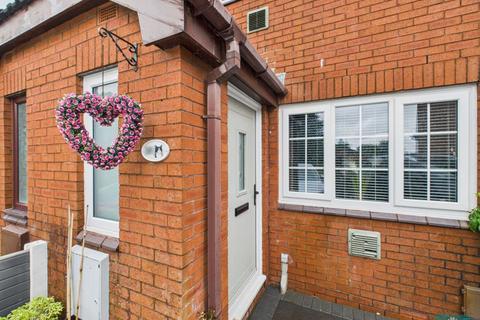 58 Bottomfield Close, Oldham, OL1 4AT