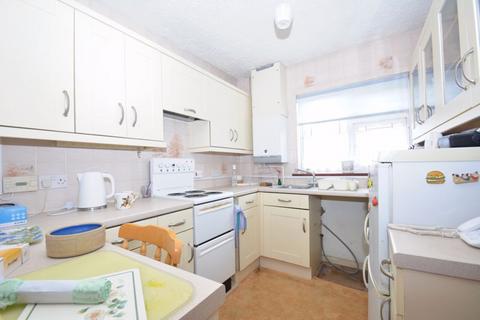 2 bedroom bungalow for sale, Sanspareil Avenue, Sheerness