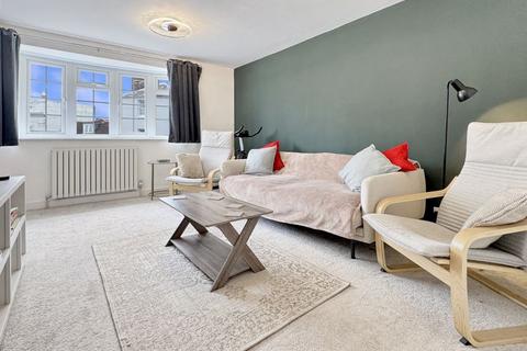 3 bedroom townhouse for sale, Union Road, Cowes PO31