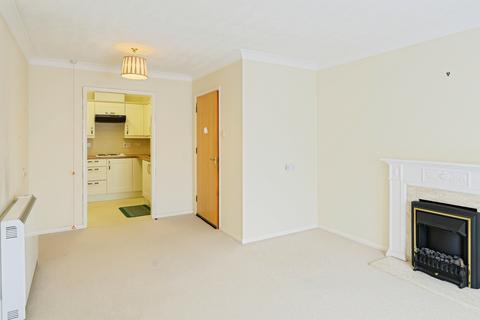 2 bedroom apartment for sale, MacMillan Court, Chelmsford CM2