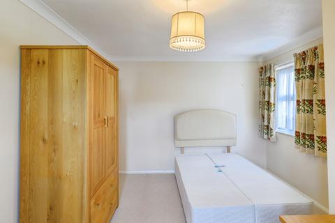 2 bedroom apartment for sale, MacMillan Court, Chelmsford CM2