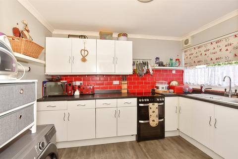 22 Bramley Way, Eastchurch, Sheerness, ME12 4BT