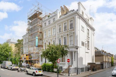 7 bedroom end of terrace house for sale, Phillimore Gardens, London, W8