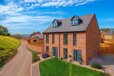 4 bedroom semi-detached house for sale