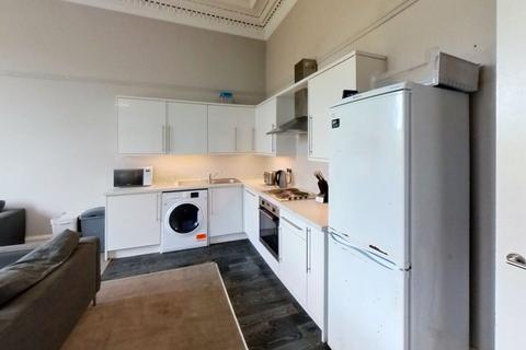 4 bedroom flat to rent, Radnor Street, Kelvingrove, Glasgow, G3
