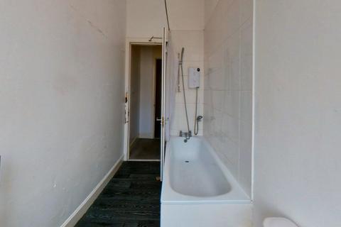 4 bedroom flat to rent, Radnor Street, Kelvingrove, Glasgow, G3