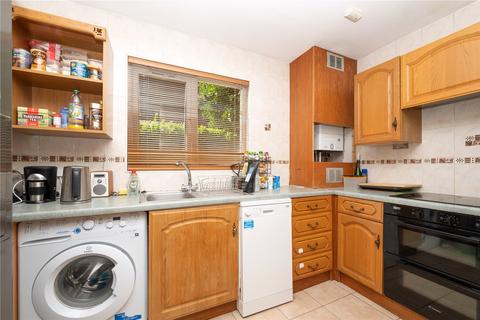 2 bedroom flat to rent, Avondale Court, Upper Lattimore Road, St. Albans, Hertfordshire