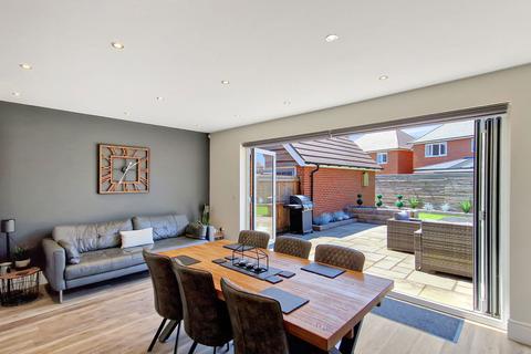 20 Stanley Field, Tyldesley, Manchester, M29 8SP