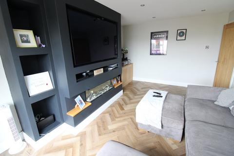 44 Wheathead Crescent, Keighley, BD22 6LX