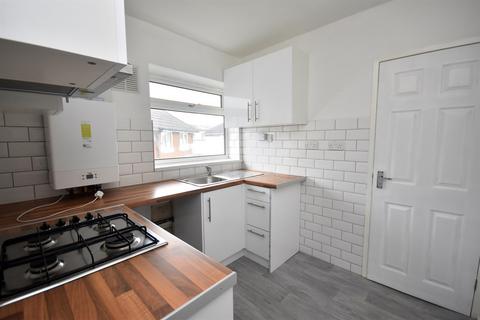 2 bedroom house to rent, Dewhurst Croft, Kitts Green, Birmingham