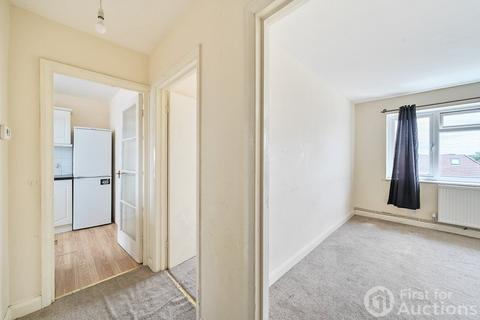 2 bedroom maisonette for sale, Station Approach, South Ruislip, Ruislip
