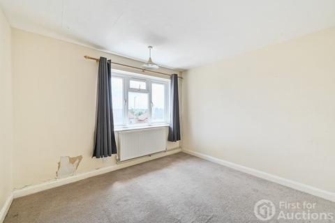 2 bedroom maisonette for sale, Station Approach, South Ruislip, Ruislip