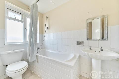 63b Station Approach, South Ruislip, Ruislip, HA4 6SD