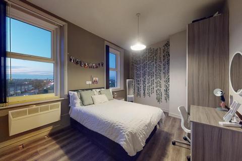 5 bedroom flat to rent, Spekeland Road, Liverpool L7
