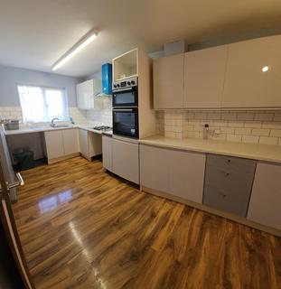 3 bedroom terraced house for sale, Fraser Close, Laindon SS15