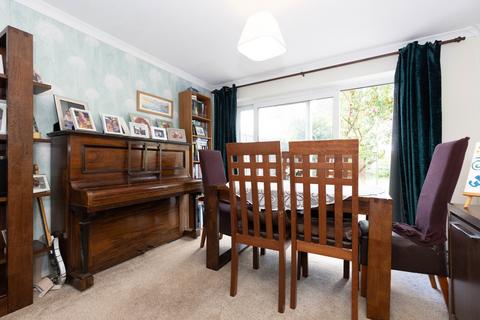 3 bedroom detached house for sale, Claremont Close, Bedworth CV12