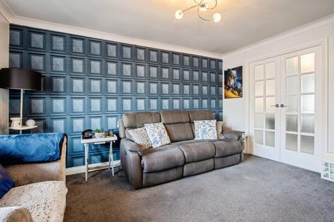 4 bedroom detached house for sale, Orwell Close, West Yorkshire WF10
