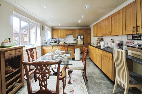 19 Applegarth, Barrowford, Nelson, BB9 6RR