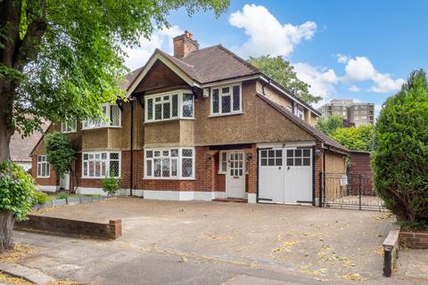 27 Camborne Road, Sutton, SM2 6RJ